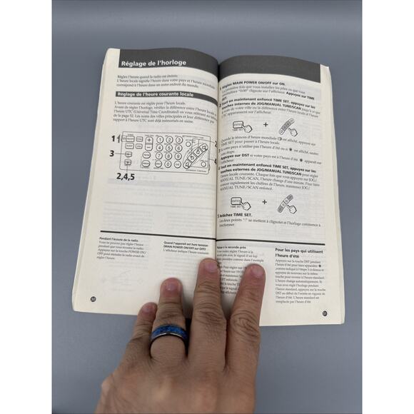 Sony ICF SW100 World Band Receiver FM AM LW SW SSB Radio w Case Manual - Picture 13 of 13